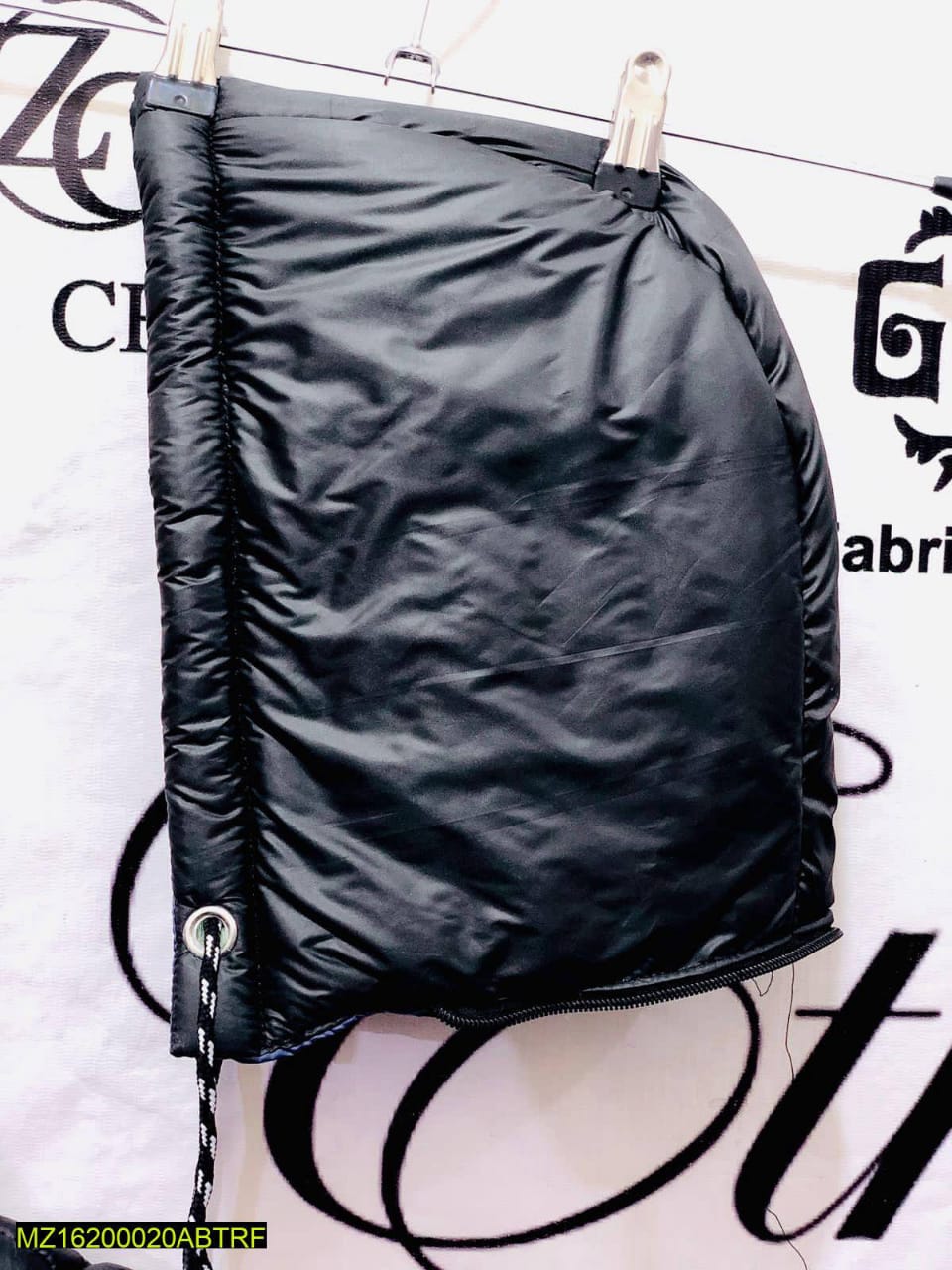 Men Sleeveless Parachute Jacket